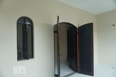 Casa à venda com 340m², 3 quartos e 2 vagasVaranda do Quarto 1