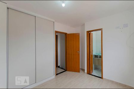 Suíte 1 de casa de condomínio para alugar com 2 quartos, 65m² em Vila Santana, São Paulo