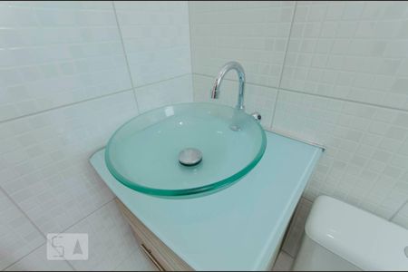 Casa de condomínio à venda com 65m², 2 quartos e 2 vagas Casa de condomínio à venda com 65m², 2 quartos e 2 vagasBanheiro Suíte 1