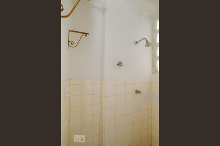 Apartamento à venda com 55m², 1 quarto e sem vaga Apartamento à venda com 55m², 1 quarto e sem vagaBanheiro de Serviço