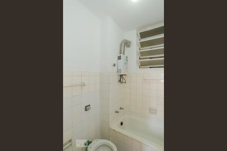 Banheiro  de apartamento à venda com 1 quarto, 55m² em Copacabana, Rio de Janeiro