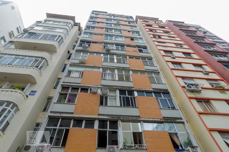 Apartamento à venda com 55m², 1 quarto e sem vaga Apartamento à venda com 55m², 1 quarto e sem vagaFachada