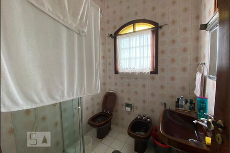 Casa à venda com 150m², 4 quartos e 2 vagasBanheiro Social