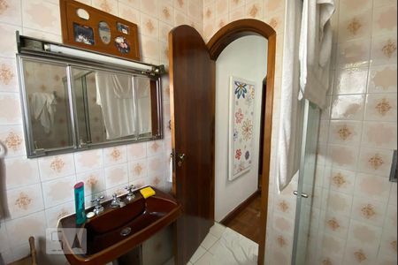 Casa à venda com 150m², 4 quartos e 2 vagasBanheiro Social
