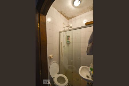 Casa à venda com 150m², 4 quartos e 2 vagasBanheiro de Serviço