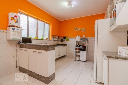 Casa à venda com 290m², 3 quartos e 2 vagas Casa à venda com 290m², 3 quartos e 2 vagasCozinha
