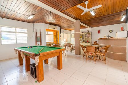 Casa à venda com 290m², 3 quartos e 2 vagas Casa à venda com 290m², 3 quartos e 2 vagasSalão de Festas