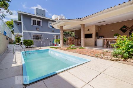 Casa à venda com 290m², 3 quartos e 2 vagas Casa à venda com 290m², 3 quartos e 2 vagasQuintal