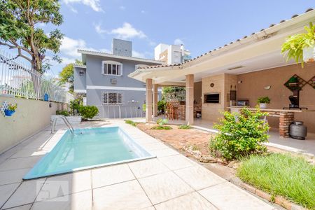 Casa à venda com 290m², 3 quartos e 2 vagas Casa à venda com 290m², 3 quartos e 2 vagasQuintal