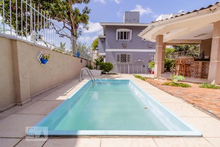 Casa à venda com 290m², 3 quartos e 2 vagas Casa à venda com 290m², 3 quartos e 2 vagasQuintal