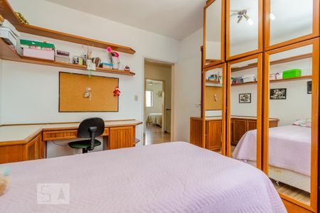 Casa à venda com 290m², 3 quartos e 2 vagas Casa à venda com 290m², 3 quartos e 2 vagasQuarto 2