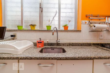 Casa à venda com 290m², 3 quartos e 2 vagas Casa à venda com 290m², 3 quartos e 2 vagasCozinha