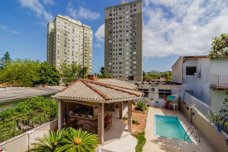 Casa à venda com 290m², 3 quartos e 2 vagas Casa à venda com 290m², 3 quartos e 2 vagasVista