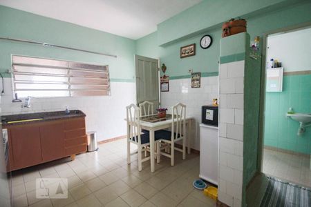 Casa à venda com 150m², 2 quartos e 2 vagasCozinha