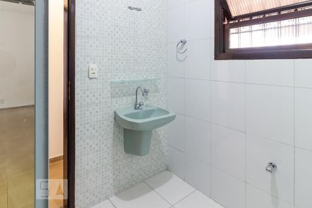 Casa para alugar com 170m², 3 quartos e 3 vagasBanheiro Social