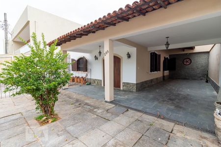 Casa para alugar com 170m², 3 quartos e 3 vagasvaranda