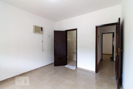 Casa para alugar com 170m², 3 quartos e 3 vagasSuíte 1