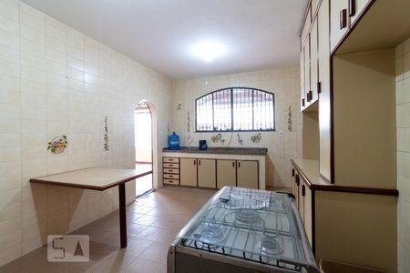 Casa para alugar com 170m², 3 quartos e 3 vagasCozinha