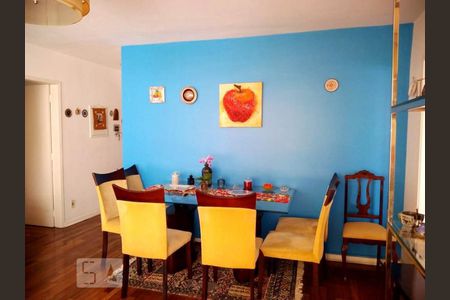 Apartamento à venda com 93m², 2 quartos e 1 vagaSala