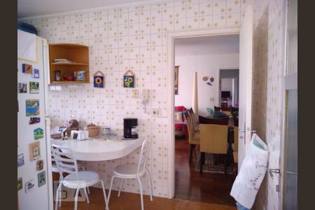 Apartamento à venda com 93m², 2 quartos e 1 vagaCozinha