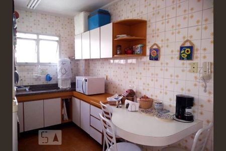 Apartamento à venda com 93m², 2 quartos e 1 vagaCozinha