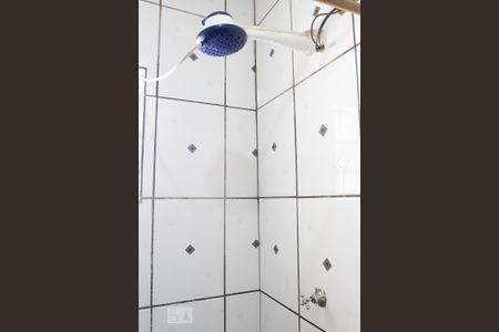 Casa à venda com 190m², 4 quartos e 5 vagas Casa à venda com 190m², 4 quartos e 5 vagasChuveiro