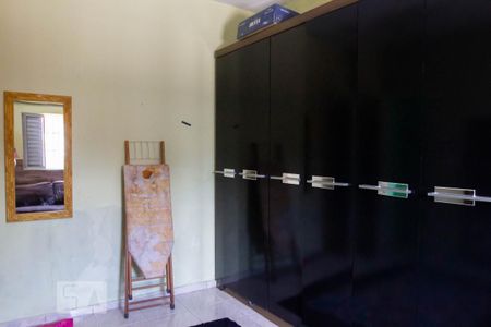 Casa à venda com 190m², 4 quartos e 5 vagas Casa à venda com 190m², 4 quartos e 5 vagasQuarto 1