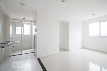Sala e Cozinha de apartamento para alugar com 2 quartos, 41m² em Jardim Germânia, São Paulo