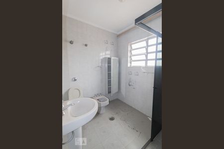 Apartamento para alugar com 125m², 3 quartos e 1 vaga Apartamento para alugar com 125m², 3 quartos e 1 vagaBanheiro