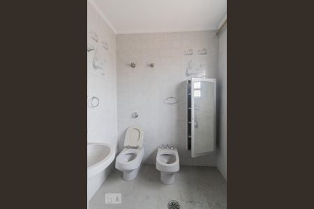 Apartamento para alugar com 125m², 3 quartos e 1 vaga Apartamento para alugar com 125m², 3 quartos e 1 vagaBanheiro