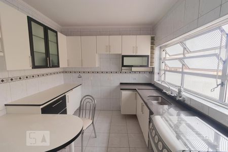 Apartamento para alugar com 125m², 3 quartos e 1 vaga Apartamento para alugar com 125m², 3 quartos e 1 vagaCozinha