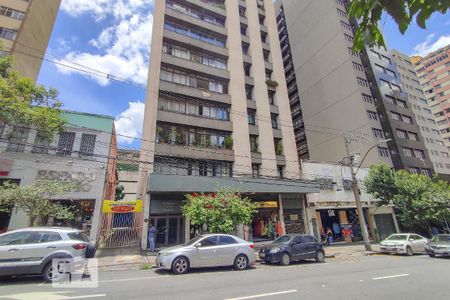 Apartamento à venda com 140m², 3 quartos e sem vagaFachada