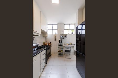 Apartamento à venda com 140m², 3 quartos e sem vagaCozinha