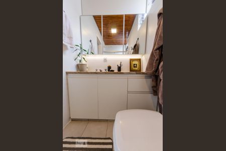 Apartamento à venda com 140m², 3 quartos e sem vagaBanheiro da suíte