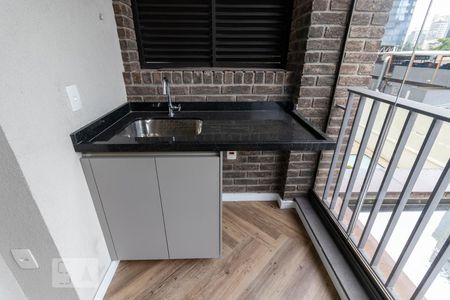 Varanda de kitnet/studio para alugar com 1 quarto, 62m² em Itaim Bibi, São Paulo