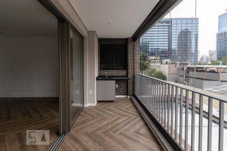 Varanda de kitnet/studio para alugar com 1 quarto, 62m² em Itaim Bibi, São Paulo