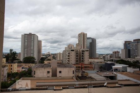 Apartamento para alugar com 113m², 3 quartos e 2 vagasVista da Área de serviço
