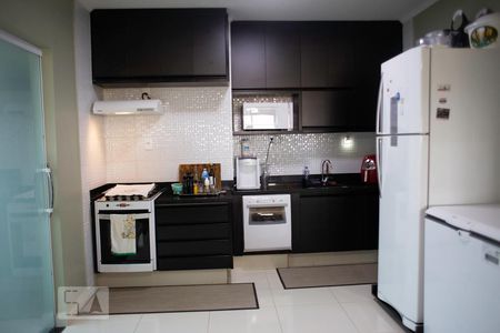 Apartamento para alugar com 113m², 3 quartos e 2 vagasCozinha