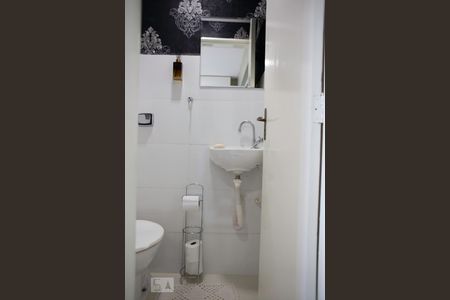 Apartamento para alugar com 113m², 3 quartos e 2 vagasBanheiro da Área de Serviço