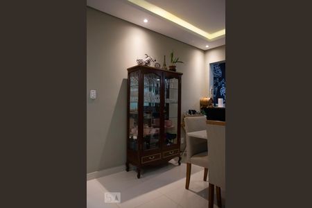 Apartamento para alugar com 113m², 3 quartos e 2 vagasDetalhe da Sala