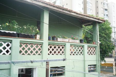 Casa à venda com 450m², 2 quartos e 4 vagasFachada