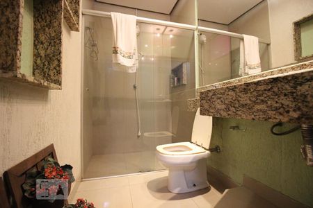 Banheiro da Suíte 1 de casa para alugar com 3 quartos, 130m² em Taguatinga Norte (taguatinga), Brasília