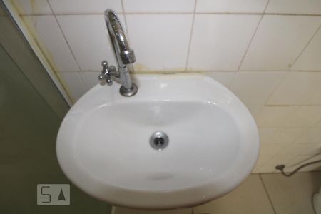 Banheiro de kitnet/studio à venda com 1 quarto, 36m² em Centro, Campinas