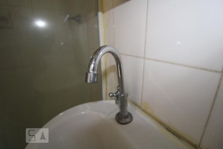 Banheiro de kitnet/studio à venda com 1 quarto, 36m² em Centro, Campinas