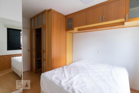 Suíte de apartamento para alugar com 2 quartos, 75m² em Pinheiros, São Paulo