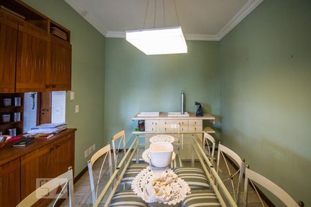 Apartamento para alugar com 250m², 4 quartos e 2 vagasCopa