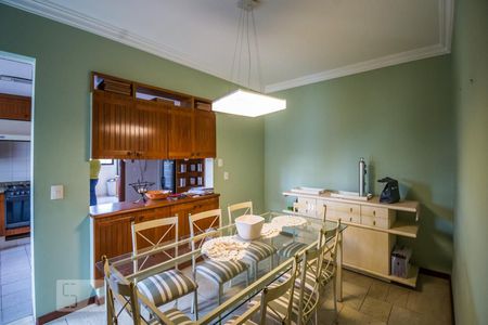 Apartamento para alugar com 250m², 4 quartos e 2 vagasCopa