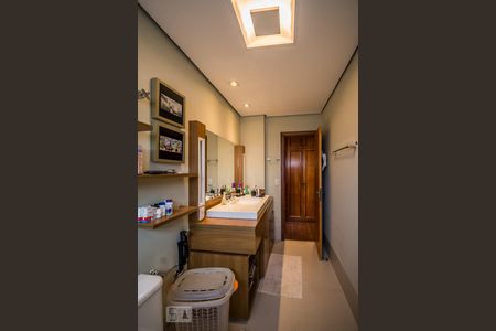 Apartamento para alugar com 250m², 4 quartos e 2 vagasBanheiro da Suíte 1