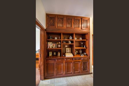 Apartamento para alugar com 250m², 4 quartos e 2 vagasSala de Leitura