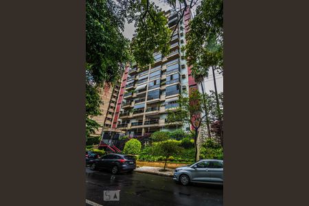 Apartamento para alugar com 250m², 4 quartos e 2 vagasFachada